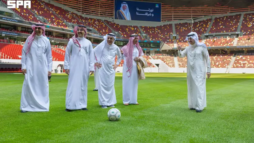 أمير الشرقية يتفقد استعدادات ملعب أرامكو لاستضافة الفعاليات الكبرى
