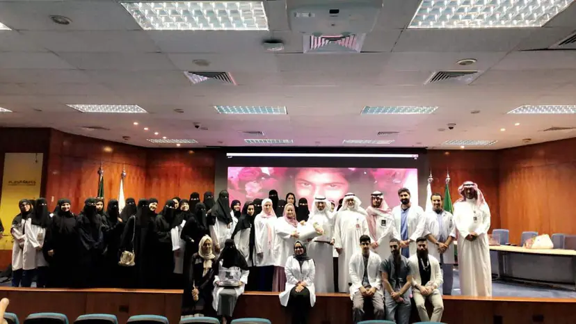 حملة الكشف المبكر عن سرطان الثدي بجامعي الخبر تعزز الدور المجتمعي بتوعية 50 ألف مستفيدة في الشرقية