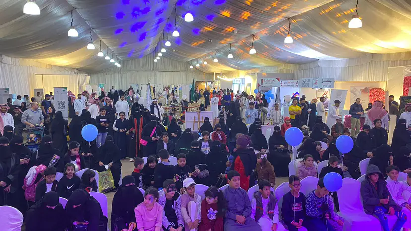 فعاليات مسرح الطفل تشعل حماس زوار مخيم صحة حائل