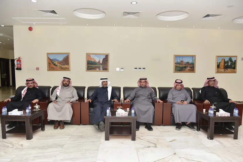 أدبي حائل يدشن إصدارين لمؤلفين من أبناء المنطقة
