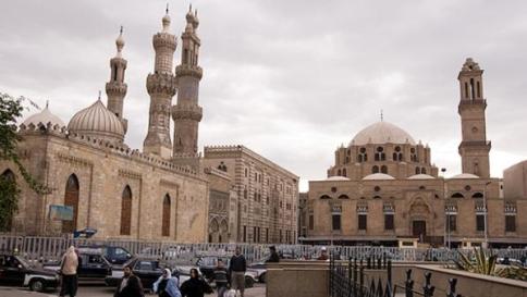 خادم الحرمين يأمر بترميم جامع الأزهر