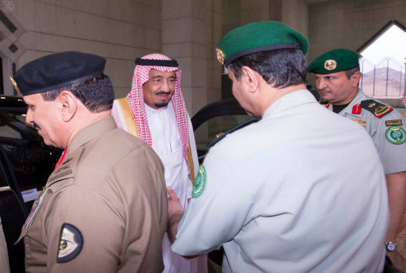 ولي العهد في منى: تفاصيل الزيارة