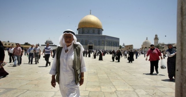 أستاذ قانون موريتاني : المملكة رائدة في دعم القضية الفلسطينية والأمة الإسلامية