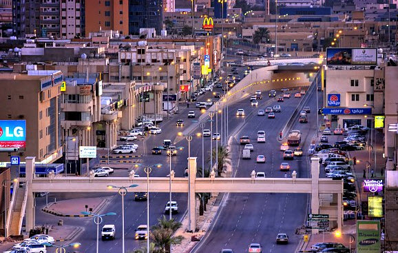 مسؤولوا الأحساء يجددون الولاء للملك سلمان