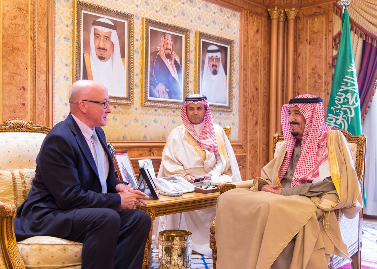 ولي العهد يستقبل السفير البريطاني: تفاصيل