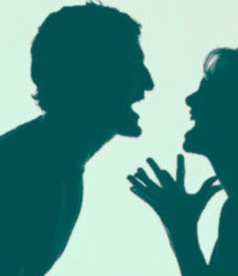 بعد 3 أيام من الزفاف.. مصرية زَعَمَ زوجها أنها نظرت لصديقه فطلبت الخلع !!