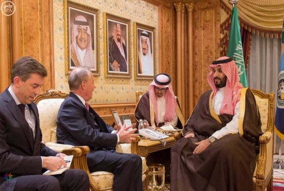 وزير الدفاع يتسلم رسالة من فرنسا