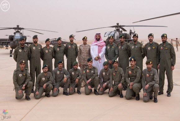 وزير الدفاع يتفقد المنطقة الشمالية