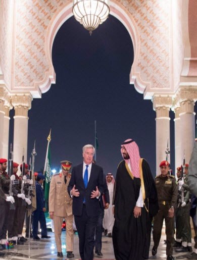الأمير محمد بن سلمان يستقبل وزير الدفاع البريطاني