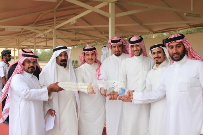 resized_5الفائز بالشوط الخامس جائزة سيارة