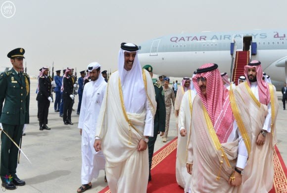 أمير قطر يصل الرياض: تفاصيل الزيارة