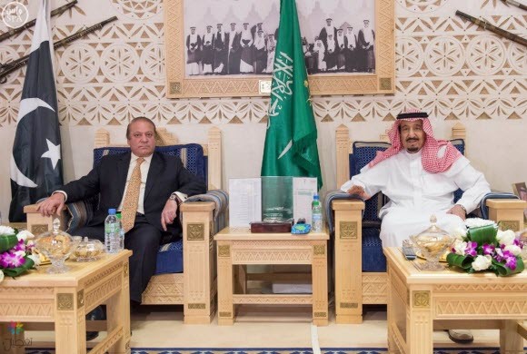 خادم الحرمين يستقبل رئيس وزراء باكستان