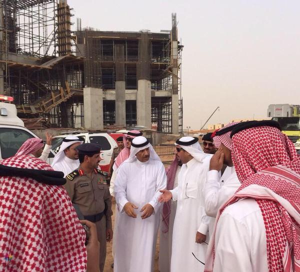 انهيار مبنى القصيم: صور وتفاصيل الحادث