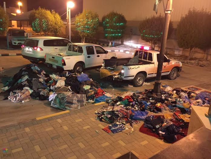 بلدية محافظة الجبيل تصادر (50) بسطة للباعة الجائلين المخالفين