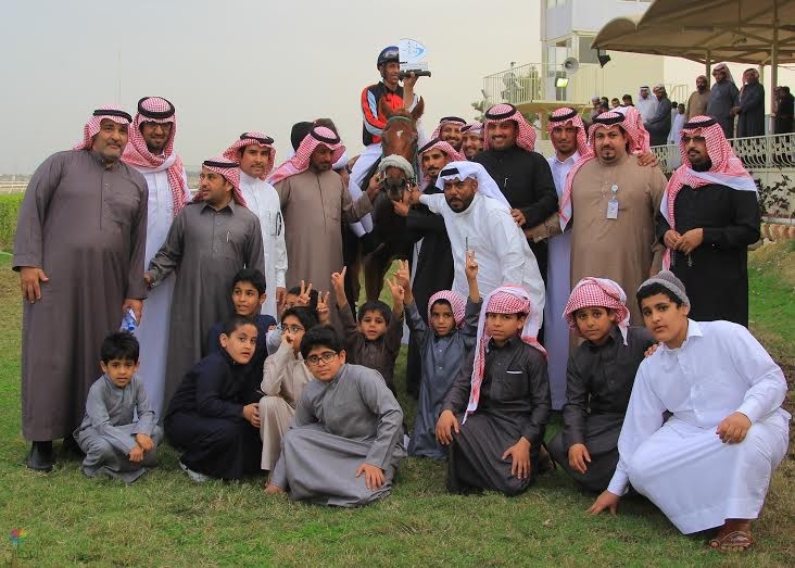 الحصان مجاوب يتوج بكأس الملك في الجبيل