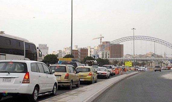 «إمارة مكة»: إغلاق جسر الأمير فواز 11 شهر اً لتنفيذ أعمال التوسعة