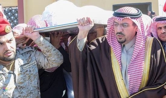 صور: أمير القصيم يصلي على الشهيد عبدالرحمن الحربي