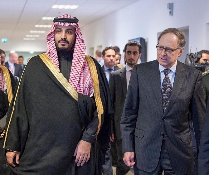 محاربة داعش: ولي العهد يترأس وفد المملكة