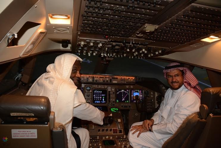 زيارة الكلباني للخطوط السعودية وأكاديمية الطيران