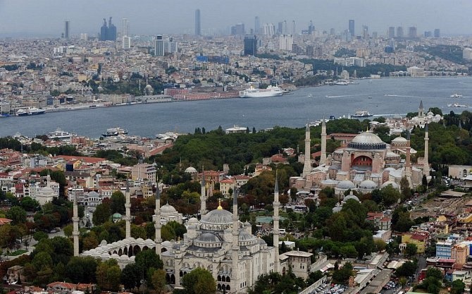 سفارة المملكة في تركيا تنفي اختطاف فتاة