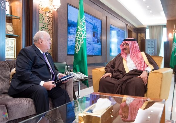 ولي العهد يستقبل سفير الولايات المتحدة