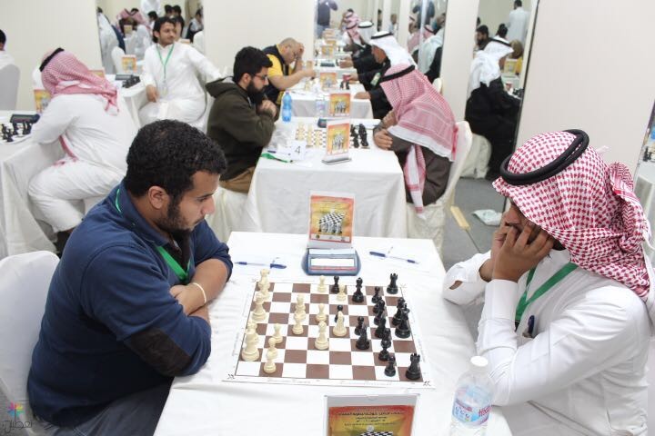 الشطرنج في الكويت: منتخب السعودية يطير