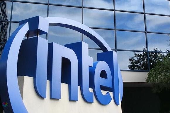 تأهل طالبتان سعوديتان لأنتل: تفاصيل