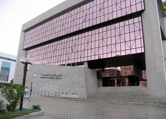 وظائف غرفة الرياض: 374 فرصة عمل