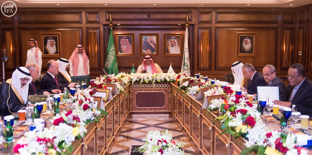 نائب خادم الحرمين يرأس اجتماع جامعة نايف