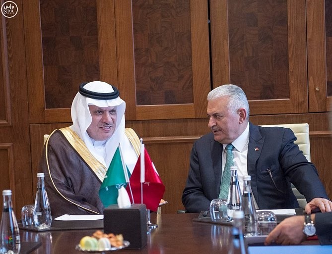 وزير النقل يبحث التعاون مع تركيا