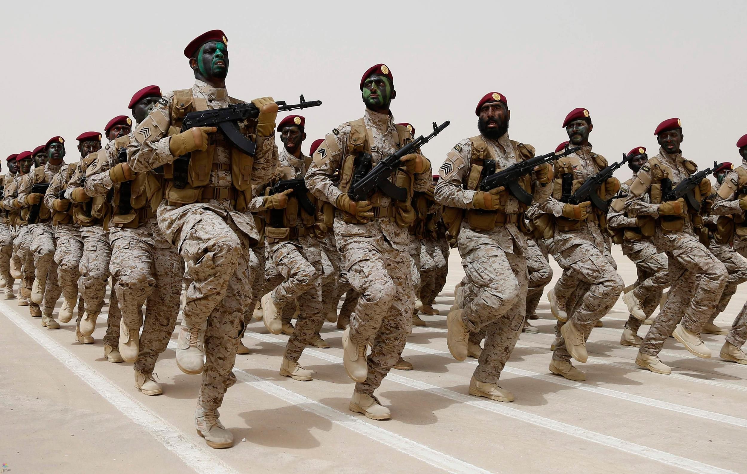 التسجيل في الكليات العسكرية للخريجين