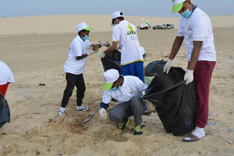 أمانة الشرقية: حملة 'ببساطة أماطة' لتنظيف شواطئ نصف القمر