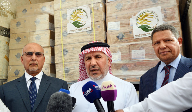 قافلة برية سعودية لليمن: إغاثة طبية وغذائية