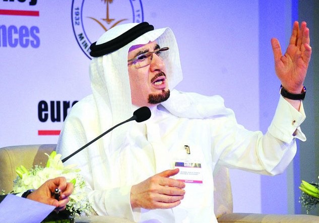 وزير العمل: لا فصل للسعوديين في بن لادن