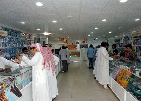 لا تمديد: تصحيح أوضاع محلات الاتصالات قريباً