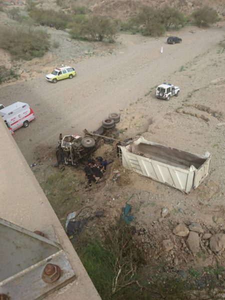 حوادث مرورية بالباحة: 3 وفيات و10 إصابات