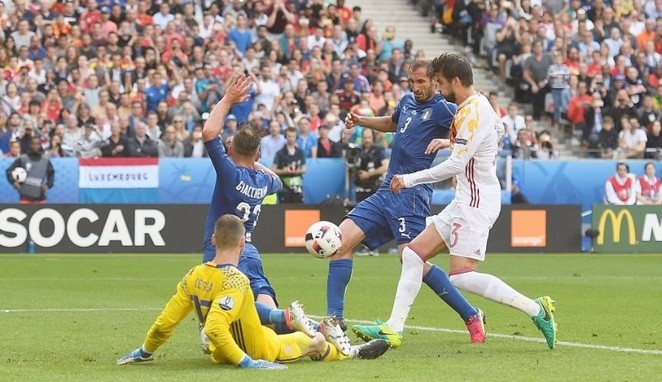 إيطاليا تهزم أسبانيا وتواجه ألمانيا