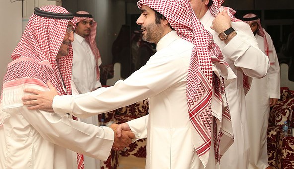 حل مشاكل النصر المالية: العمراني يكشف التفاصيل