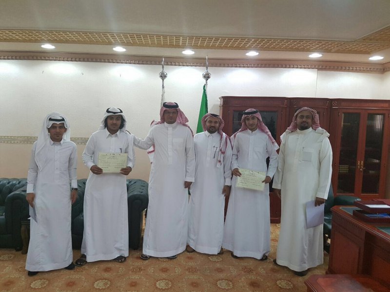 تخريج أول دفعة صيانة جوالات متقدمة بالباحة