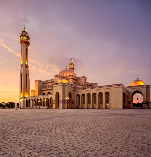 مسجد الفاتح بالبحرين: تحفة معمارية