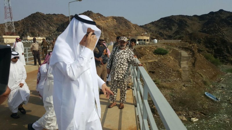 سد وادي بيش وجازان: زيارة وزير البيئة