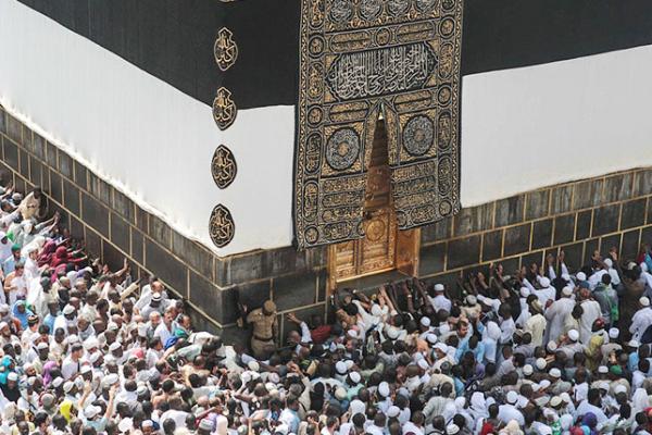 الحجاج الإيرانيون: تأشيرات ومكة المكرمة