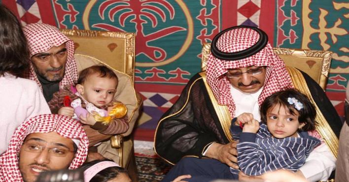 ولي العهد يوجه باستضافة أسر الشهداء للحج