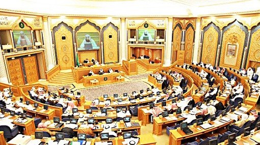 فصل موظفي مجلس الشورى: توضيح رسمي