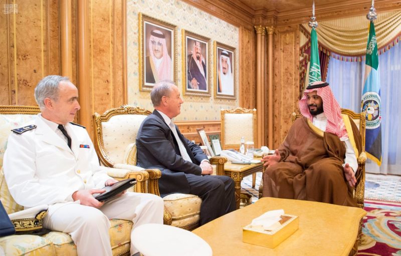 ولي ولي العهد يلتقي السفير الفرنسي - آخر المستجدات