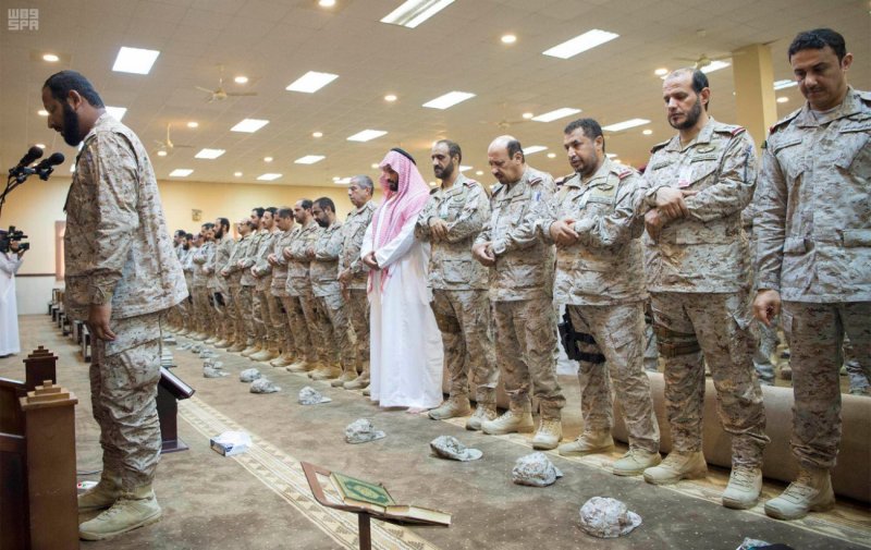 عيد الأضحى في الحد الجنوبي: الأمير محمد بن سلمان يؤدي الصلاة