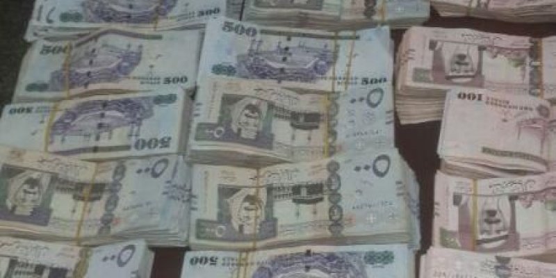 تهريب الأموال: إحباط محاولة تهريب مليون ريال
