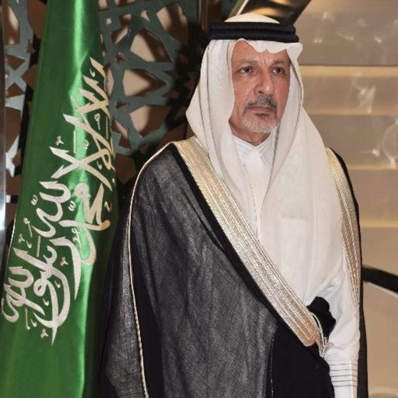 السفير السعودى بمصر يغادر القاهرة