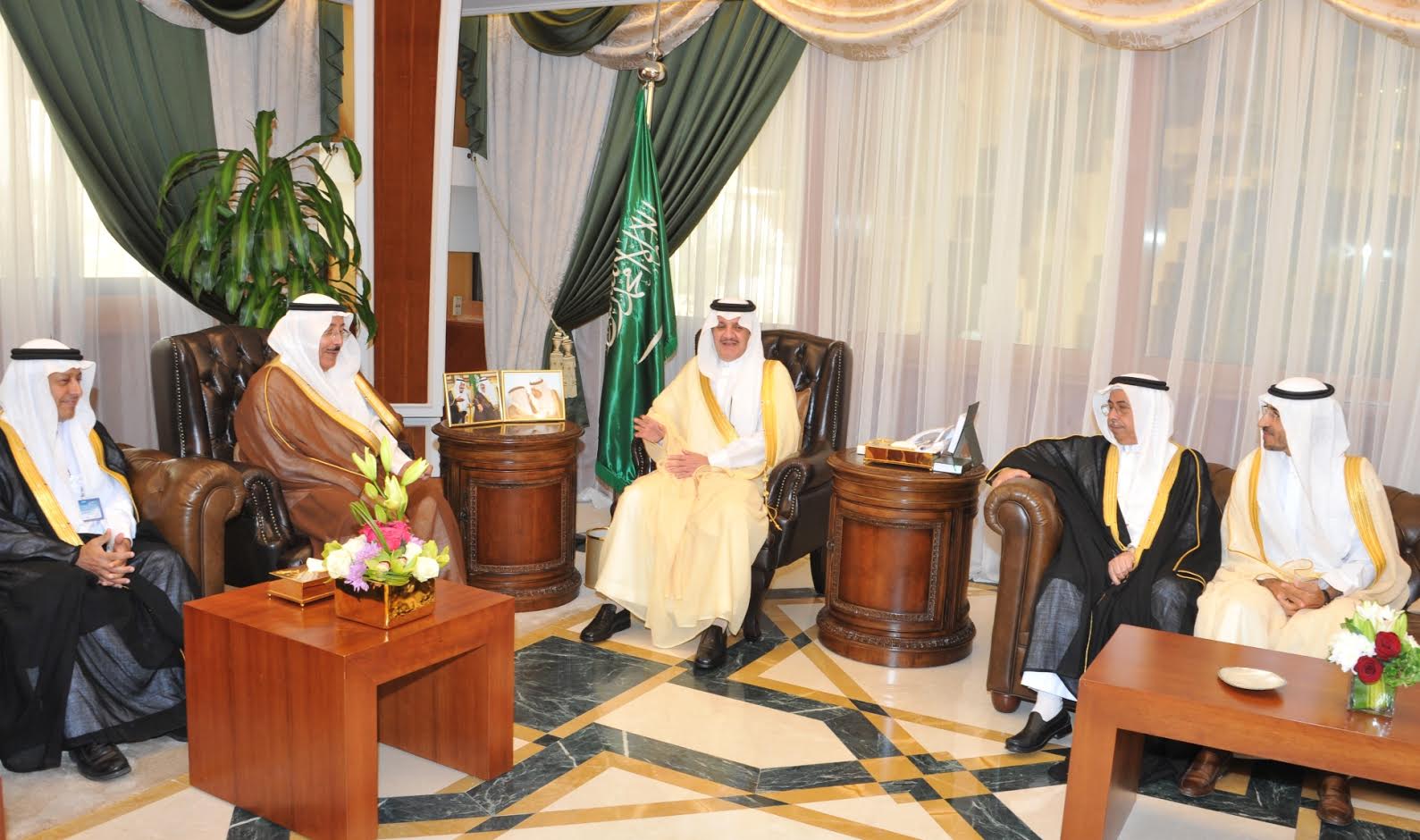 أمير الشرقية يستقبل مدير جامعة الدمام