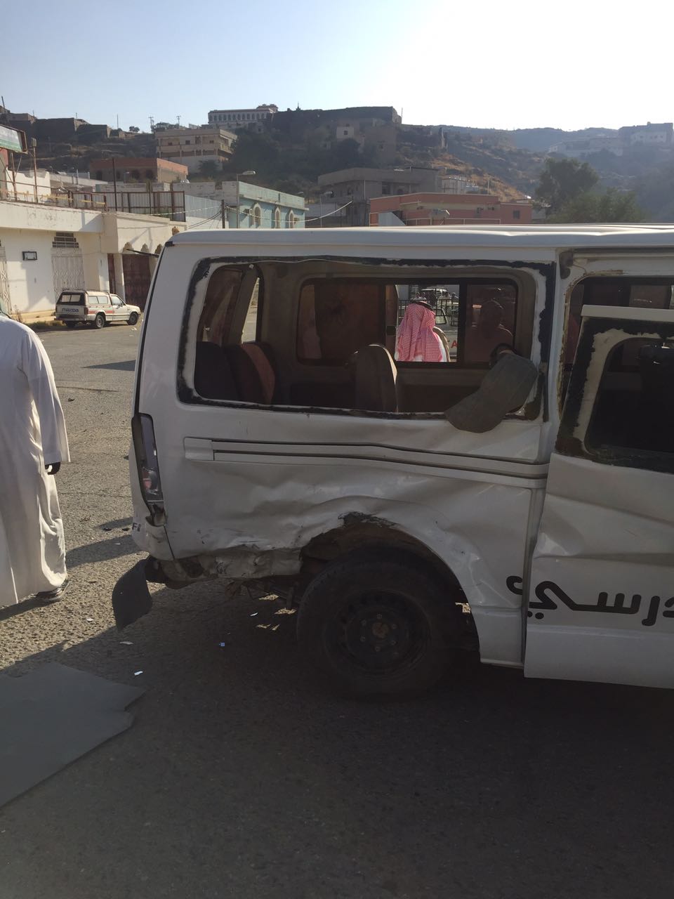 حادث حافلة الباحة: إصابة طالبات - تفاصيل